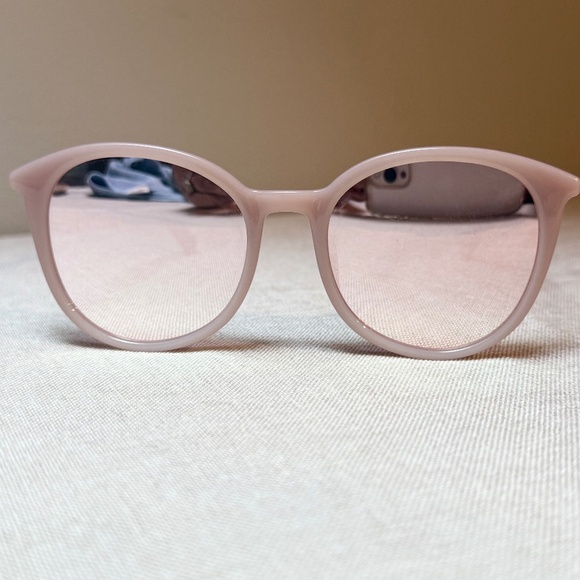 Le Specs Le Danzig Round Sunglasses Rose Gold Frame Pink Rose Mist Mirror Lens - Picture 1 of 10